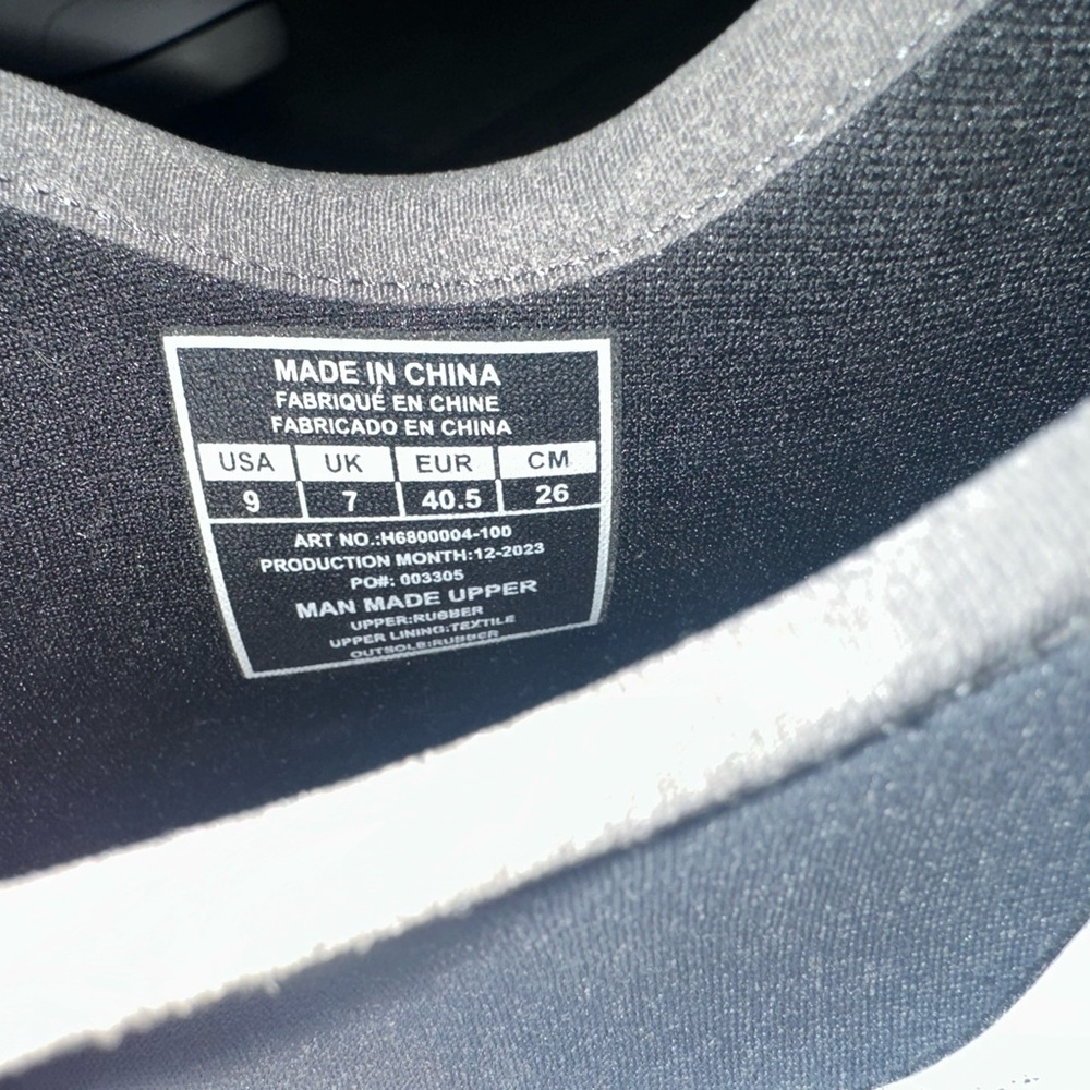 Huk Black and White Footwear - Picture 3 of 3